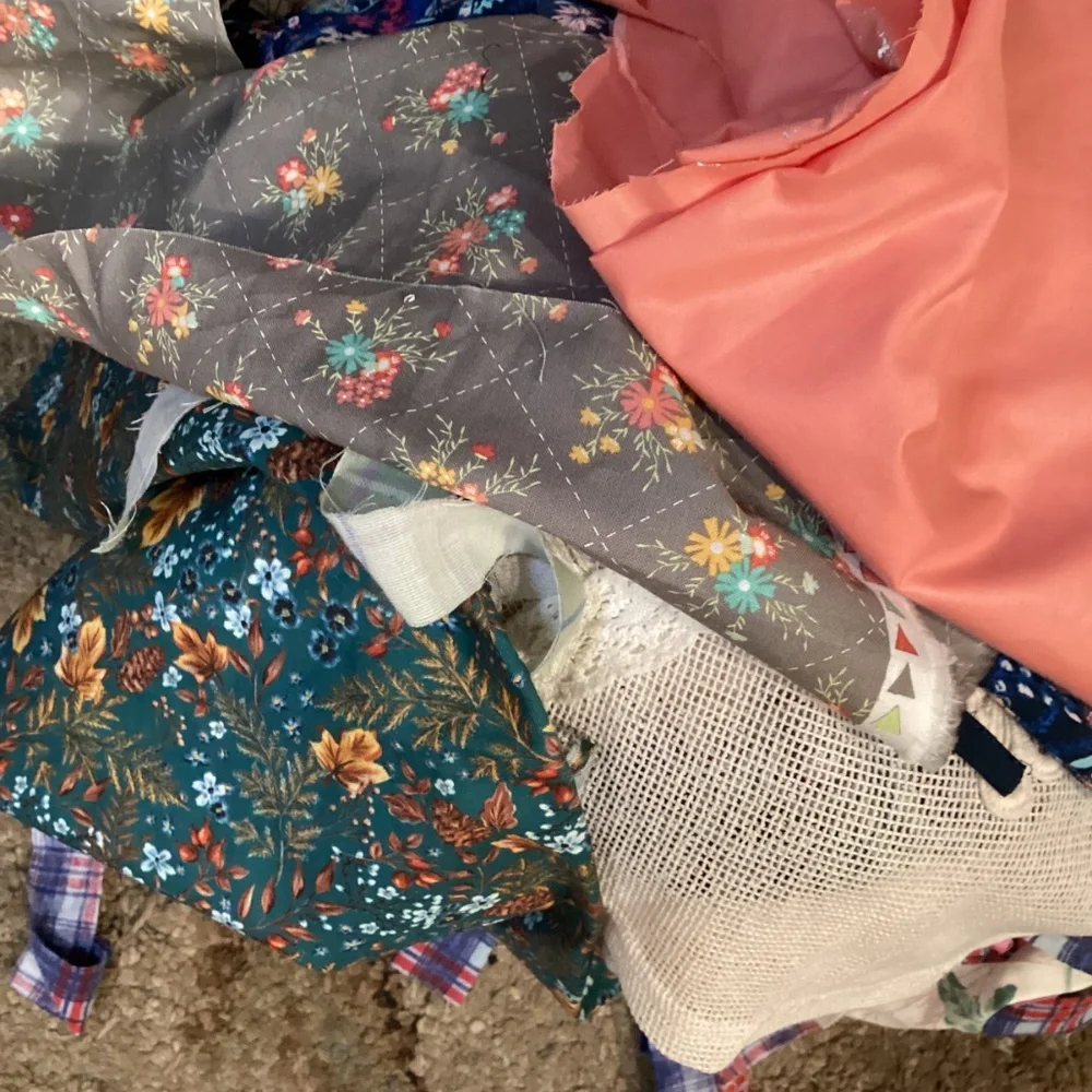 Scrap fabrics - Picture 4 of 8